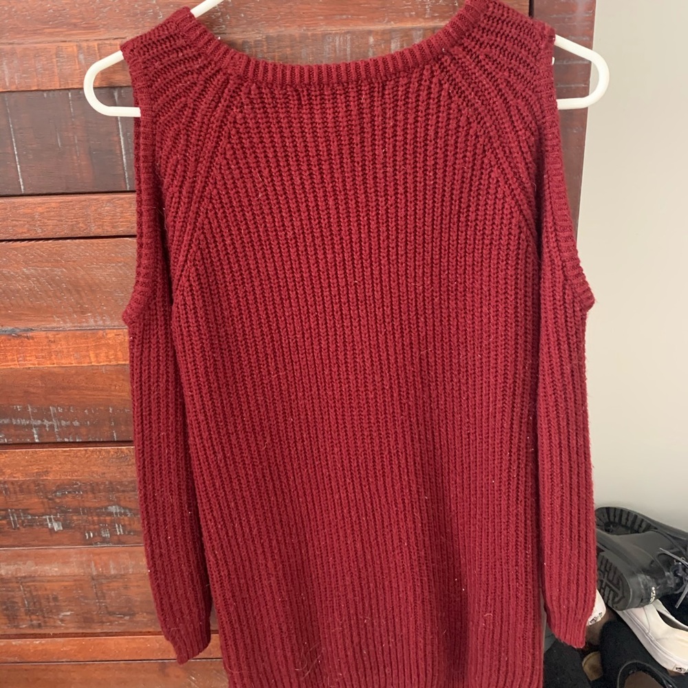 Oversized cut-out shoulder sweater